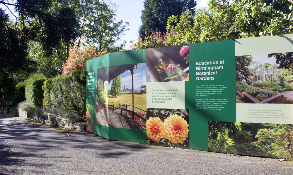 Hoarding panel designs in front of the historical gardens